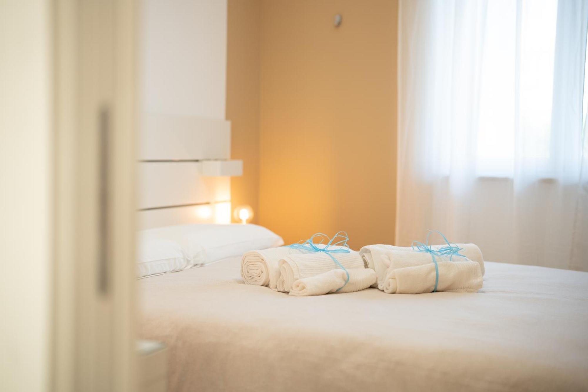 Palazzo Ennio Hotel บารี ภายนอก รูปภาพ